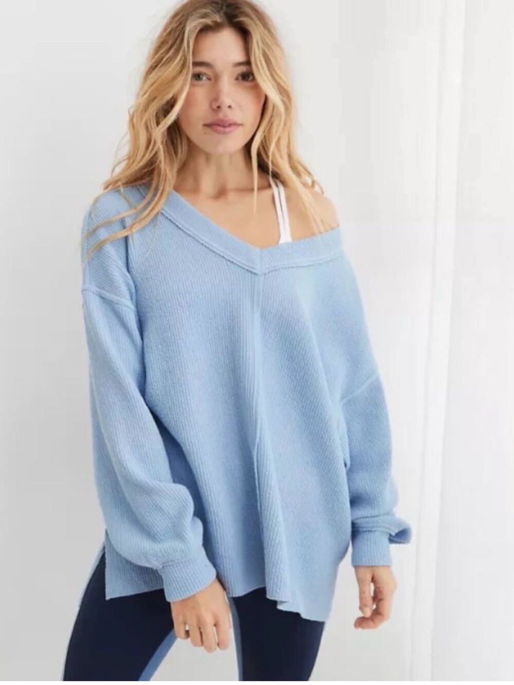 Aerie Wonder Textured V-Neck Pullover Sweatshirt Monaco Blue